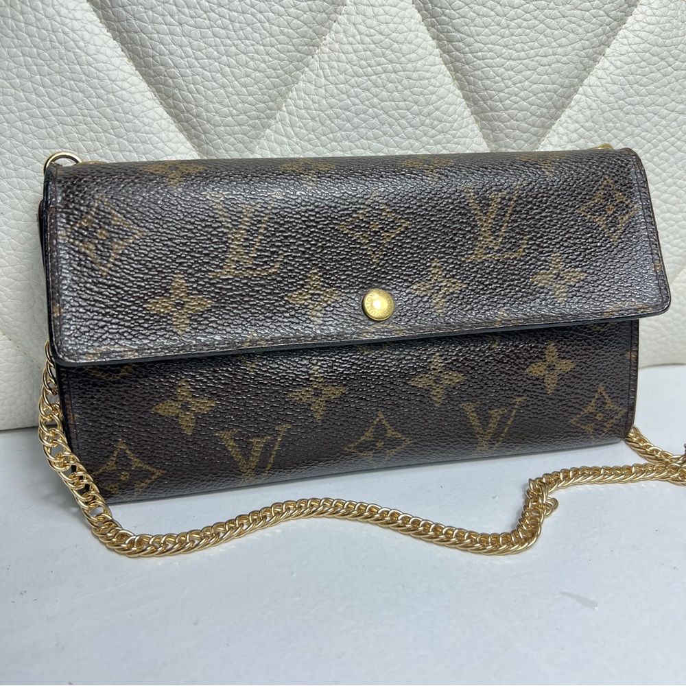 Auth Louis Vuitton Monogram Canvas WOC